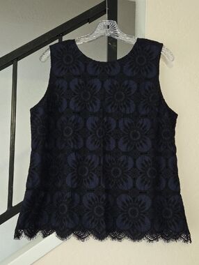 Banana Republic Navy Blue Floral Lace Sleeveless Top Size M